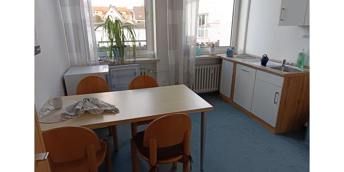 Erdgeschoßwohnung Springe - 3 Zimmer, 99 m&sup2;, 900&euro; | Angebot:25368324