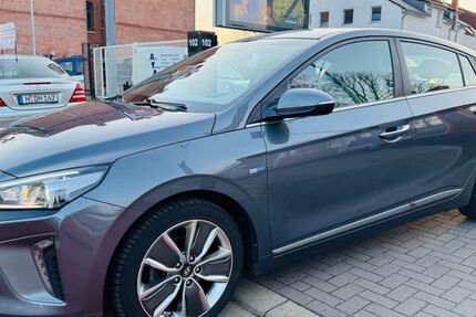 Hyundai IONIQ 215.000 km 9.950 &euro; Hannover 30455
