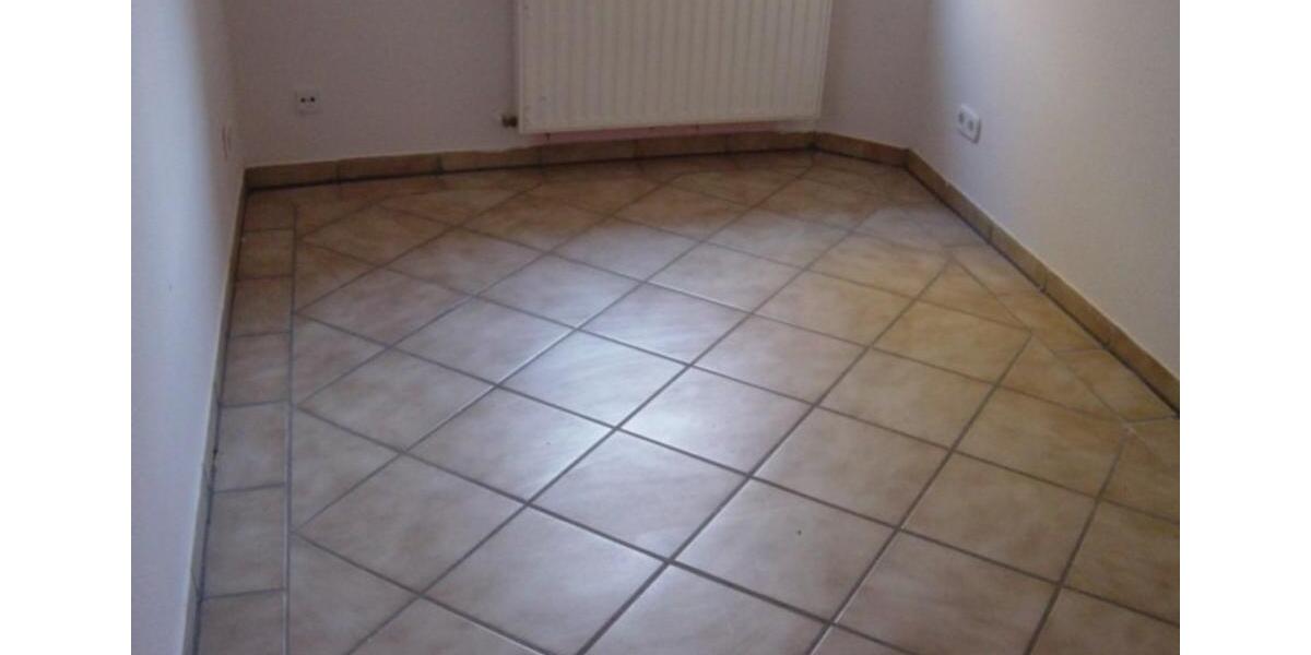 Etagenwohnung Springe - 1 Zimmer, 10 m&sup2;, 320&euro; | Angebot:25402848