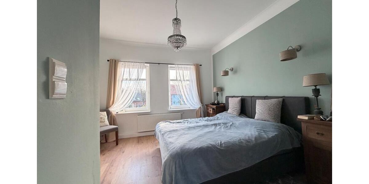 Einfamilienhaus Sehnde - 7 Zimmer, 230 m&sup2;, 699.000&euro; | Angebot:25783020