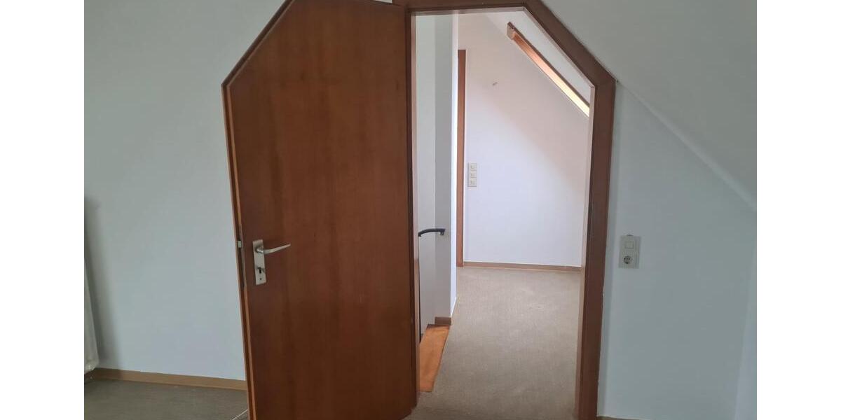 Etagenwohnung Stadthagen - 3 Zimmer, 81 m&sup2;, 129.000&euro; | Angebot:26025547