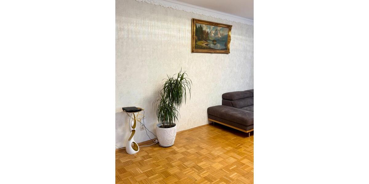 Etagenwohnung Laatzen - 3 Zimmer, 74 m&sup2;, 260.000&euro; | Angebot:26987185