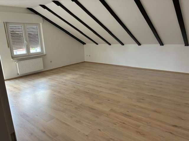 Etagenwohnung Hagenburg - 3 Zimmer, 78 m&sup2;, 790&euro; | Angebot:27120831