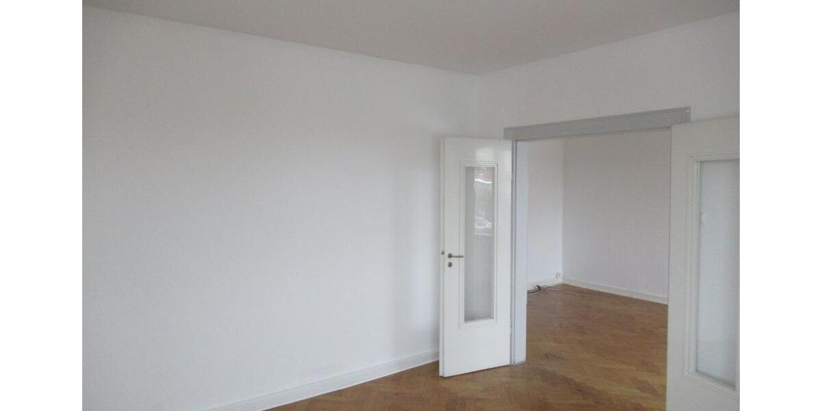 Etagenwohnung Hannover Vahrenwald-List - 3.5 Zimmer, 91 m&sup2;, 910&euro; | Angebot:25978201