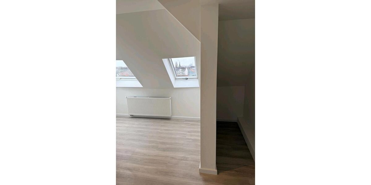 Dachgeschoßwohnung Hannover Vahrenwald-List - 2 Zimmer, 30 m&sup2;, 800&euro; | Angebot:25216419