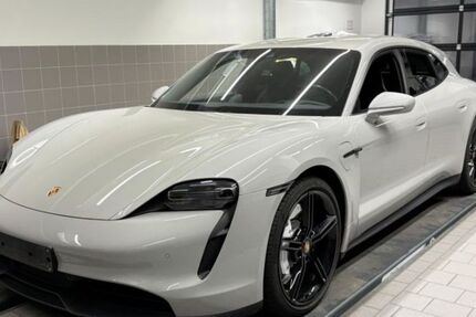 Porsche Taycan 49.950 km 64.990 &euro; Hannover 30453
