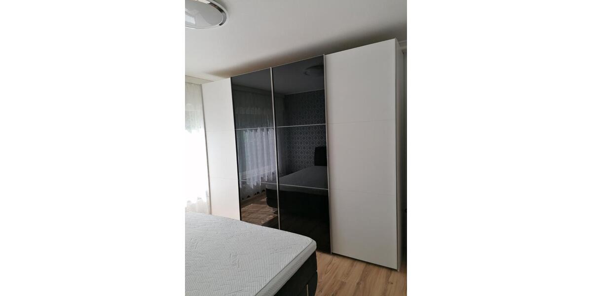 Hochparterre Laatzen - 3 Zimmer, 81 m&sup2;, 220.000&euro; | Angebot:26526940