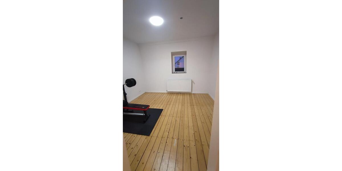 Maisonettenwohnung Gehrden - 6 Zimmer, 166 m&sup2;, 1.250&euro; | Angebot:25890678