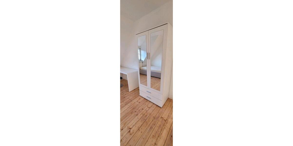 Etagenwohnung Hannover Herrenhausen-Stöcken - 3 Zimmer, 30 m&sup2;, 550&euro; | Angebot:25842947