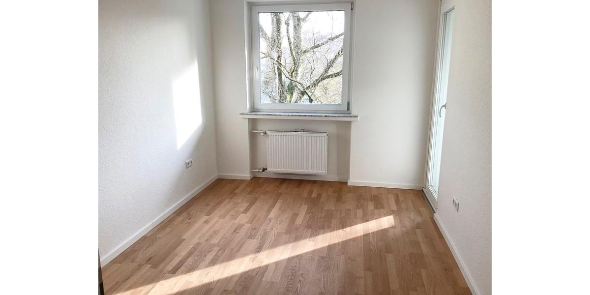 Etagenwohnung Hannover Herrenhausen-Stöcken - 4 Zimmer, 85 m&sup2;, 955&euro; | Angebot:25882028