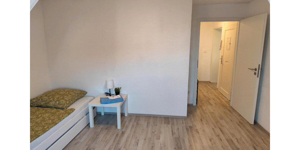 Dachgeschoßwohnung Seelze - 2 Zimmer, 43 m&sup2;, 660&euro; | Angebot:25894560