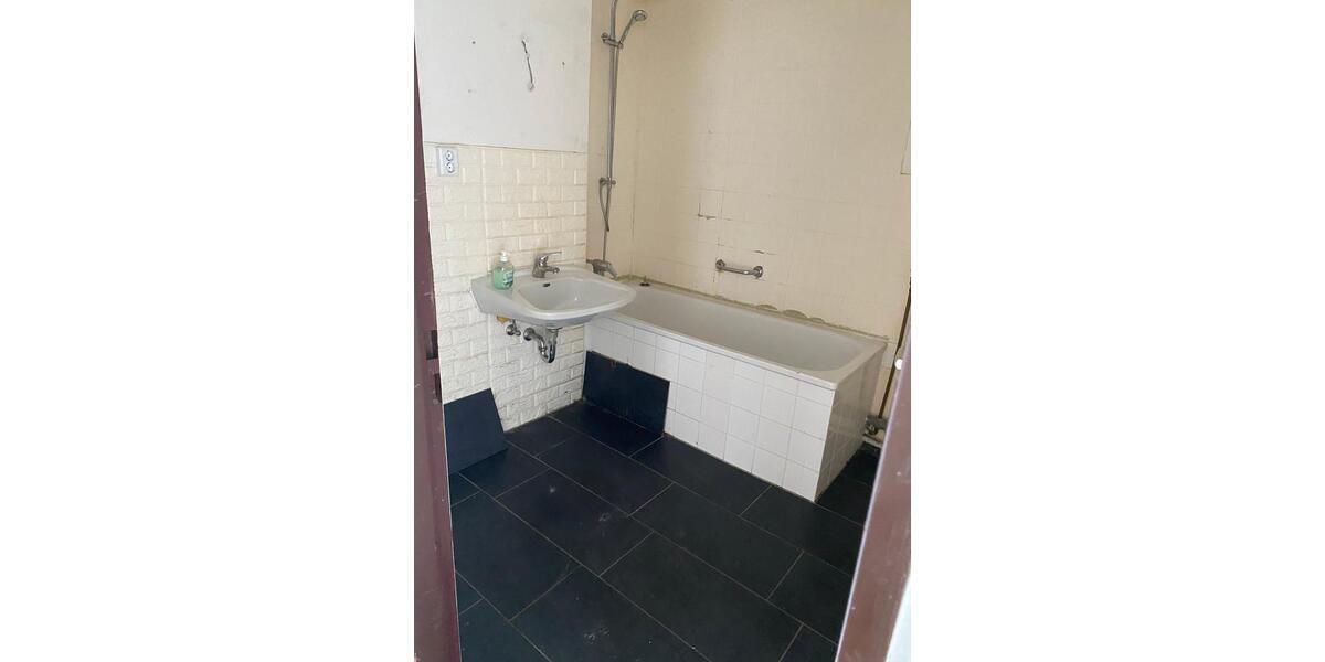 Etagenwohnung Hannover Linden-Limmer - 4 Zimmer, 96 m&sup2;, 900&euro; | Angebot:22183610