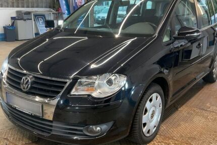 VW Touran 160.000 km 6.990 &euro; Lehrte 31275