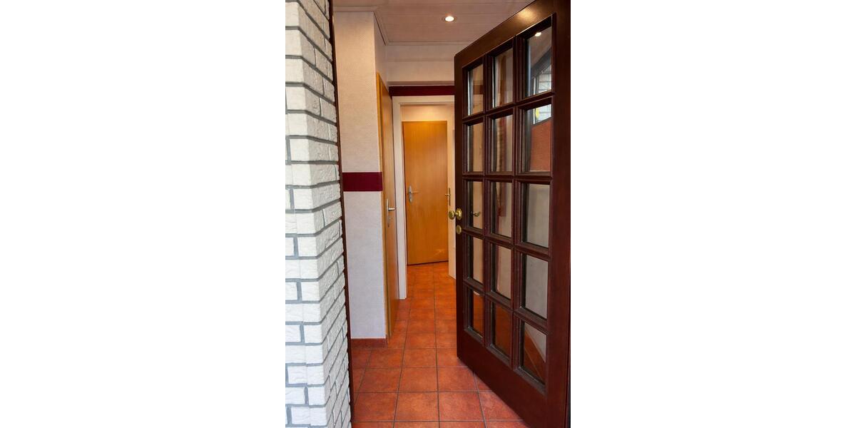 Einfamilienhaus Hannover Bothfeld-Vahrenheide - 6 Zimmer, 190 m&sup2;, 2.300&euro; | Angebot:25856106