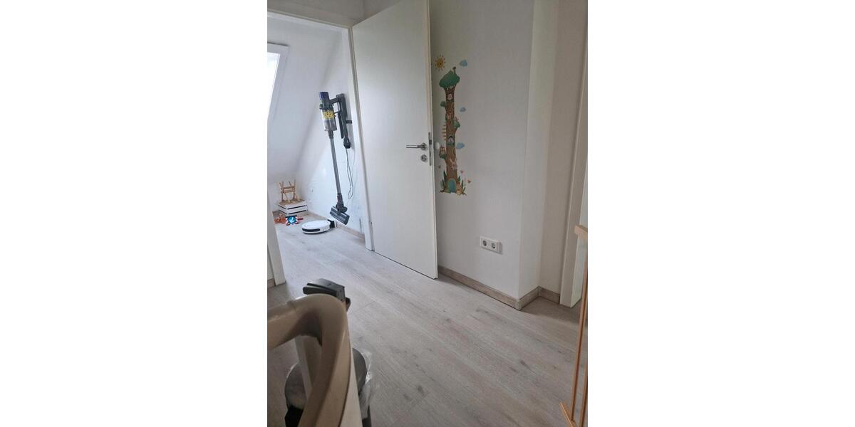 Reihenhaus Langenhagen Engelbostel - 7 Zimmer, 142 m&sup2;, 400.000&euro; | Angebot:26511130