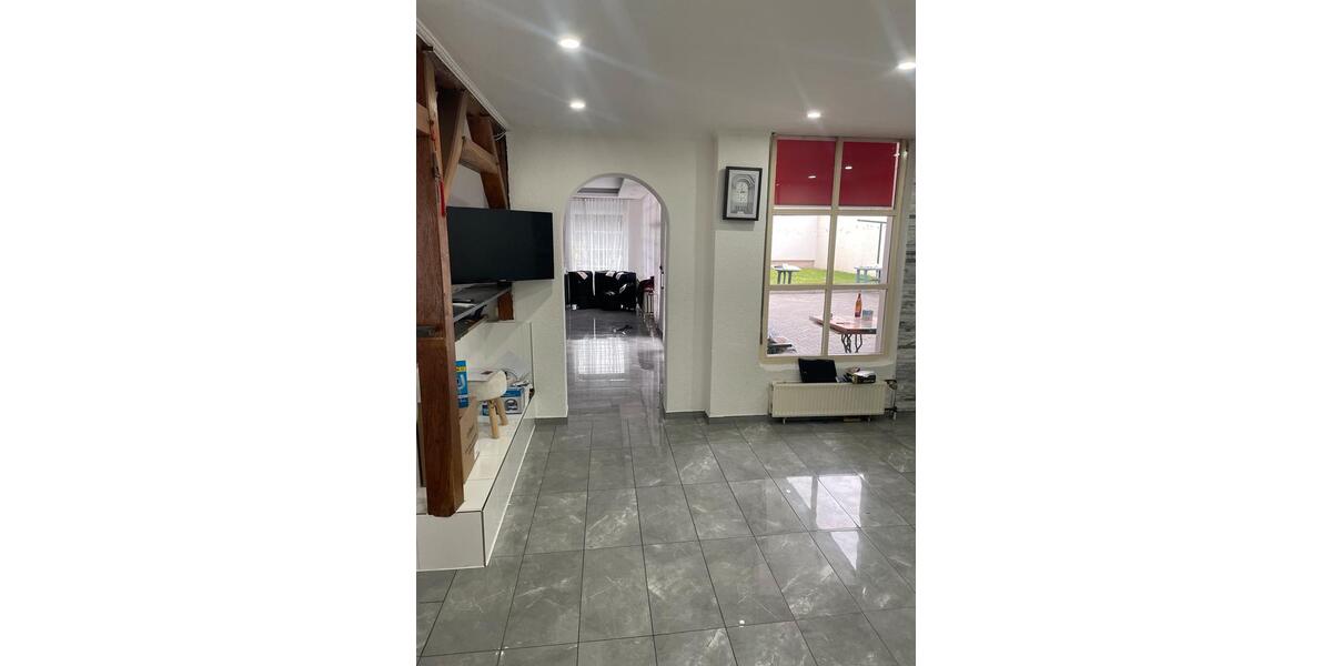 Mehrfamilienhaus, Wohnhaus Lehrte - 4 Zimmer, 120 m&sup2;, 1.300&euro; | Angebot:25637641