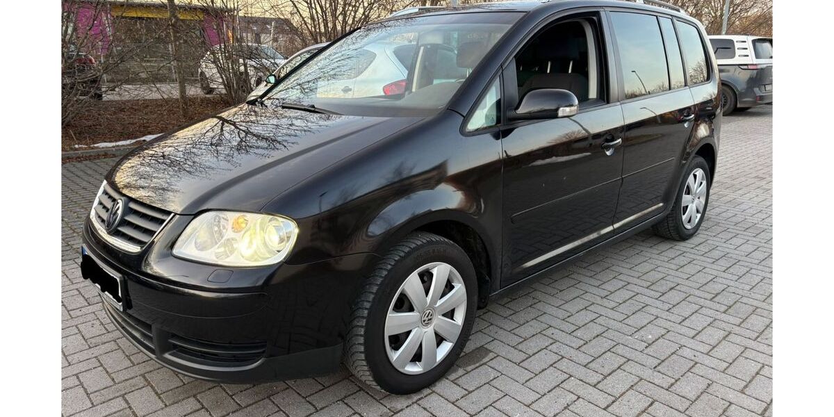 VW Touran 231.000 km 3.300 &euro; Isernhagen 30916