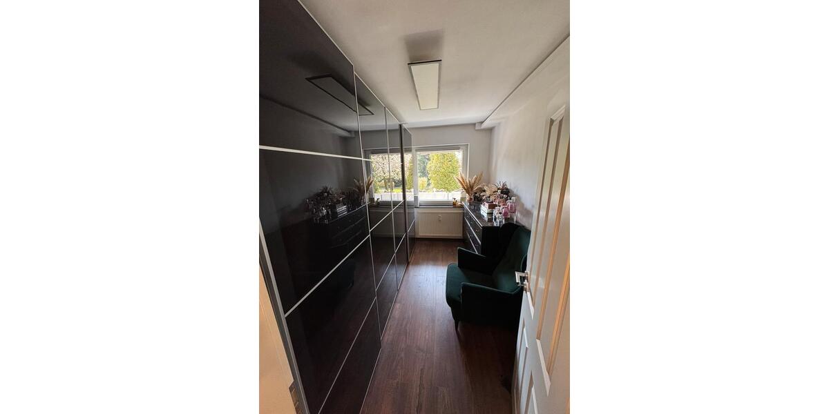 Erdgeschoßwohnung Langenhagen - 4 Zimmer, 72 m&sup2;, 299.000&euro; | Angebot:26660376