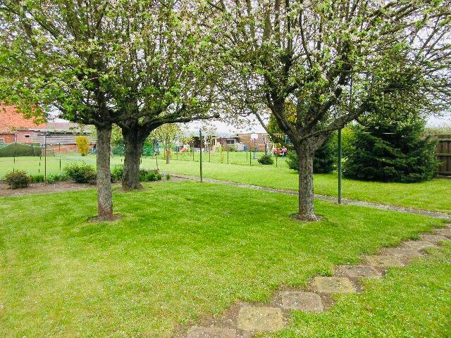 Mehrfamilienhaus, Wohnhaus Barsinghausen Nordgoltern - 5 Zimmer, 167 m&sup2;, 229.000&euro; | Angebot:25681935