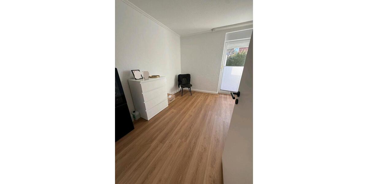 Erdgeschoßwohnung Stadthagen - 5 Zimmer, 130 m&sup2;, 230.000&euro; | Angebot:25641772