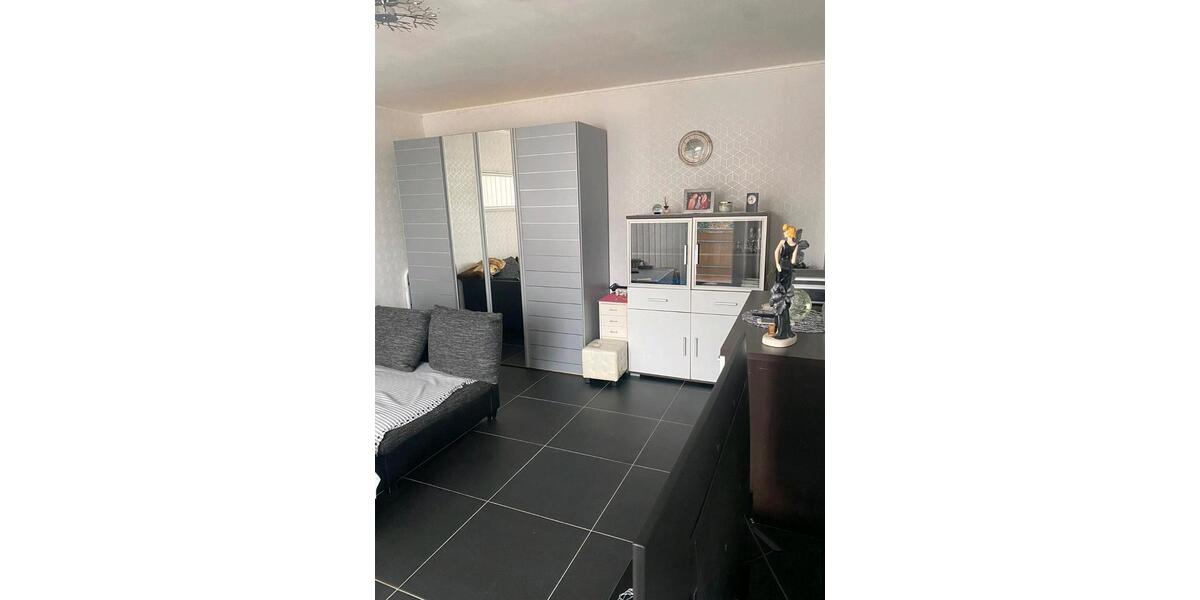 Etagenwohnung Garbsen - 1 Zimmer, 33 m&sup2;, 595&euro; | Angebot:25904837