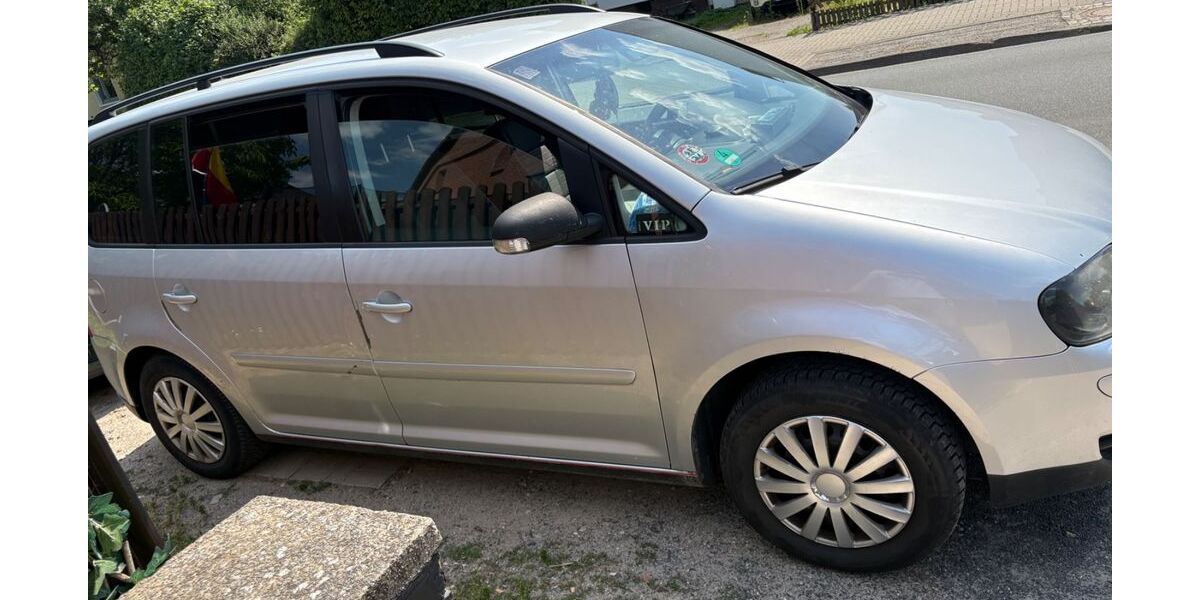 VW Touran 365.000 km 1.500 &euro; Sehnde 31319