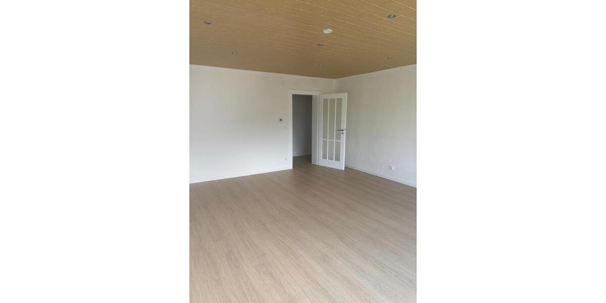 Etagenwohnung Hannover Buchholz-Kleefeld - 3 Zimmer, 78 m&sup2;, 980&euro; | Angebot:26477603