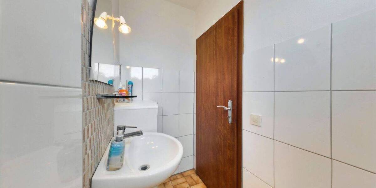 Einfamilienhaus Isernhagen Kirchhorst - 8 Zimmer, 193 m&sup2;, 449.000&euro; | Angebot:26569144