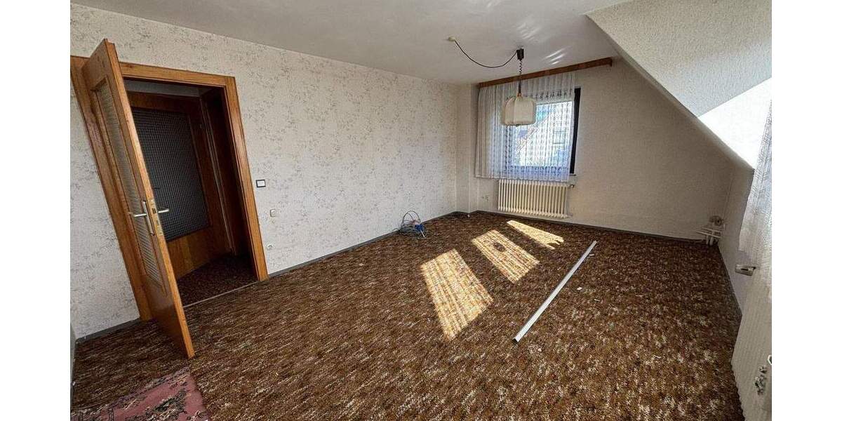 Einfamilienhaus Lehrte Ahlten - 8 Zimmer, 129 m&sup2;, 355.000&euro; | Angebot:25731751