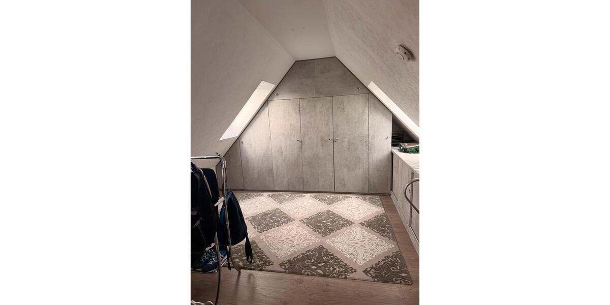Maisonettenwohnung Hannover Herrenhausen-Stöcken - 4 Zimmer, 98 m&sup2;, 300.000&euro; | Angebot:27023244