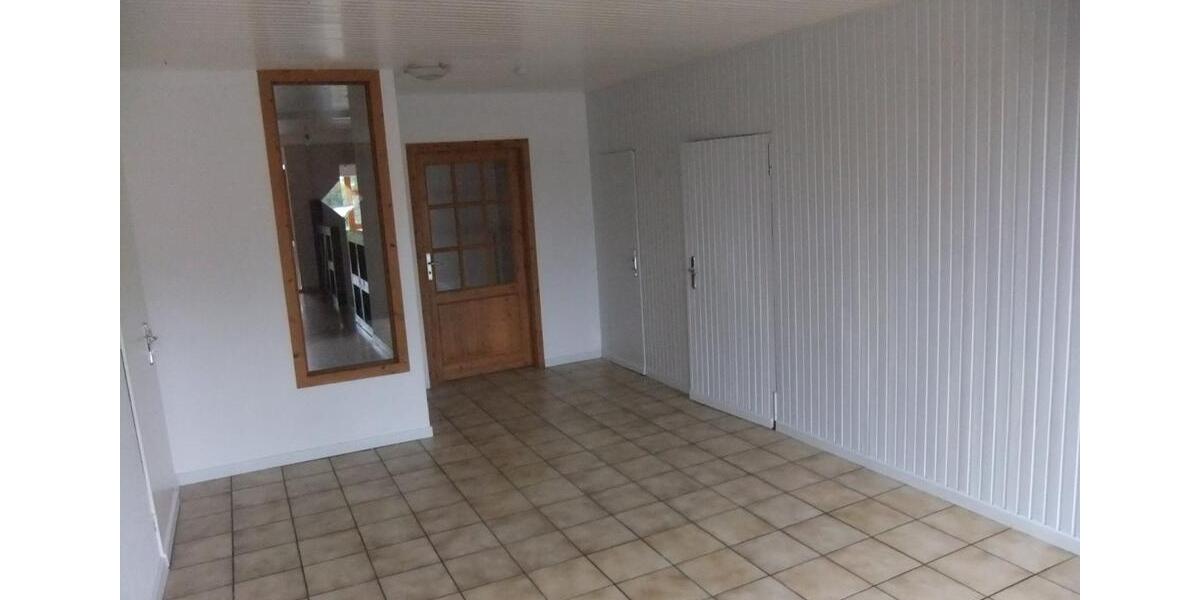 Doppelhaushälfte Wölpinghausen - 6 Zimmer, 328 m&sup2;, 1.800&euro; | Angebot:24842680