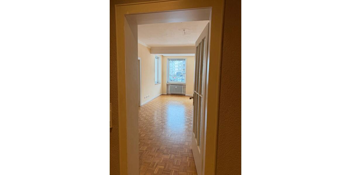 Erdgeschoßwohnung Hannover Vahrenwald-List - 3.5 Zimmer, 133 m&sup2;, 1.600&euro; | Angebot:24805765