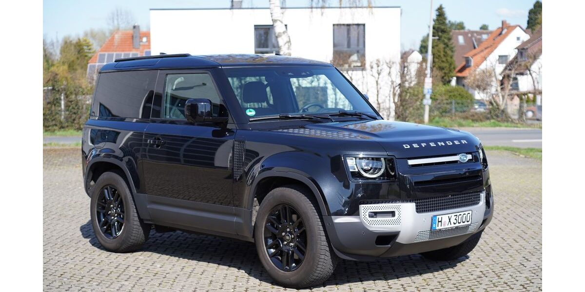 Land Rover Defender 49.500 km 70.900 &euro; Isernhagen 30916