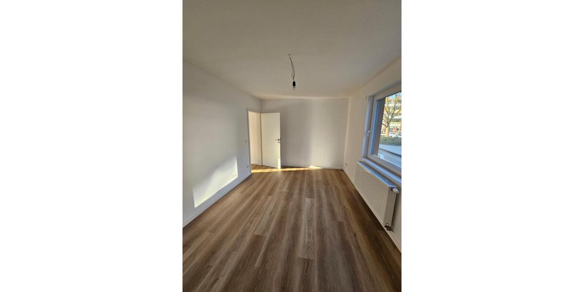 Hochparterre Hannover Herrenhausen-Stöcken - 2 Zimmer, 64 m&sup2;, 1.055&euro; | Angebot:25839724