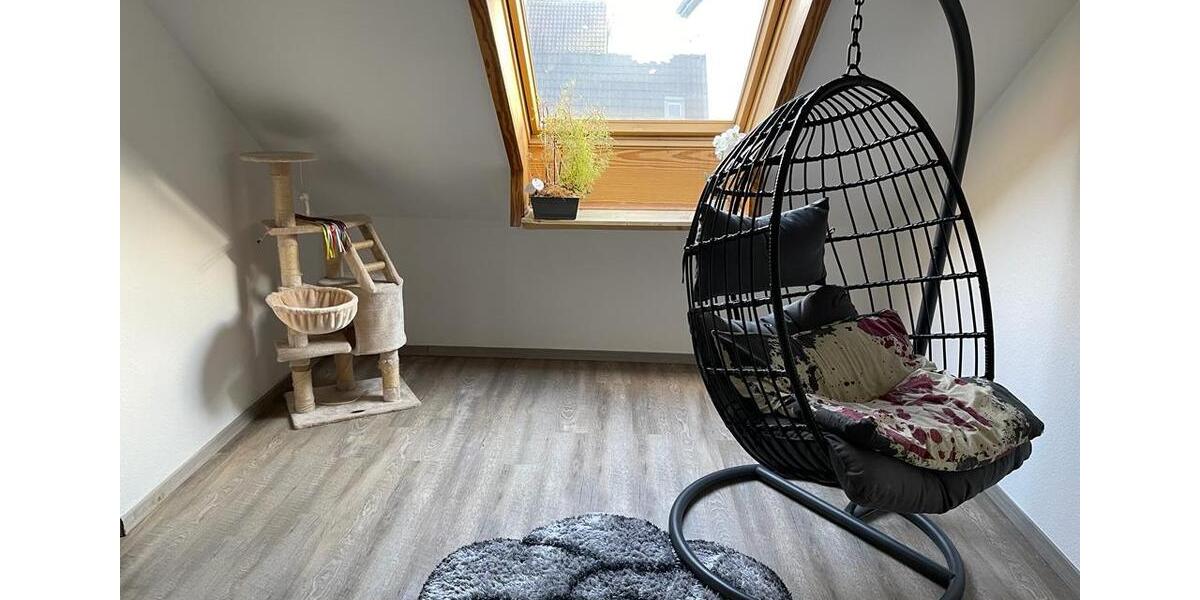 Dachgeschoßwohnung Seelze - 3 Zimmer, 82 m&sup2;, 850&euro; | Angebot:26446937