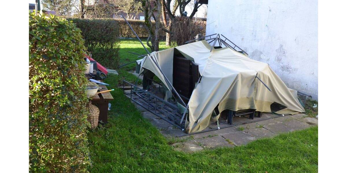 Mehrfamilienhaus, Wohnhaus Barsinghausen Eckerde - 6 Zimmer, 120 m&sup2;, 210.000&euro; | Angebot:25734409