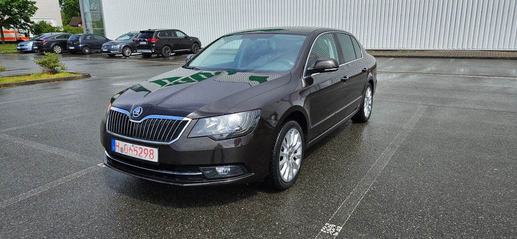 Skoda Superb 210.000 km 6.500 &euro; Garbsen 30826