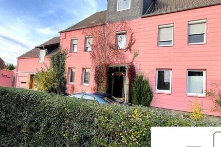 Haus Barsinghausen Langreder - 11 Zimmer, 326 m&sup2;, 275.000&euro; | Angebot:23603053