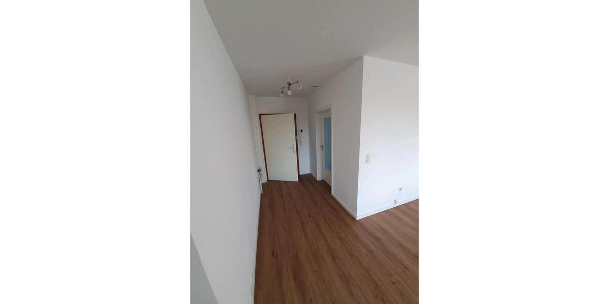 Etagenwohnung Sarstedt - 3 Zimmer, 92 m&sup2;, 920&euro; | Angebot:26199564