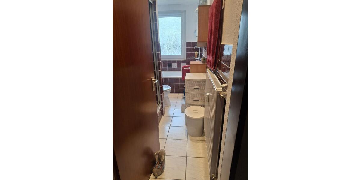 Erdgeschoßwohnung Seelze - 2 Zimmer, 65 m&sup2;, 600&euro; | Angebot:26050389