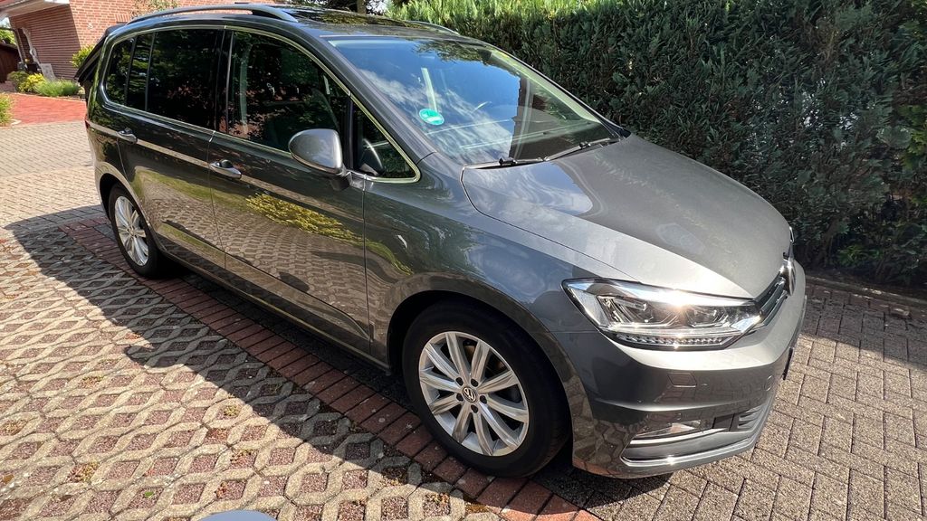 VW Touran 107.000 km 16.300 &euro; Sehnde 31319