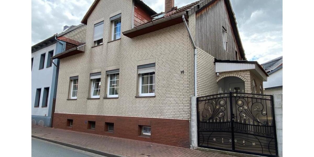 Einfamilienhaus Stadthagen - 7 Zimmer, 190 m&sup2;, 295.000&euro; | Angebot:24537141
