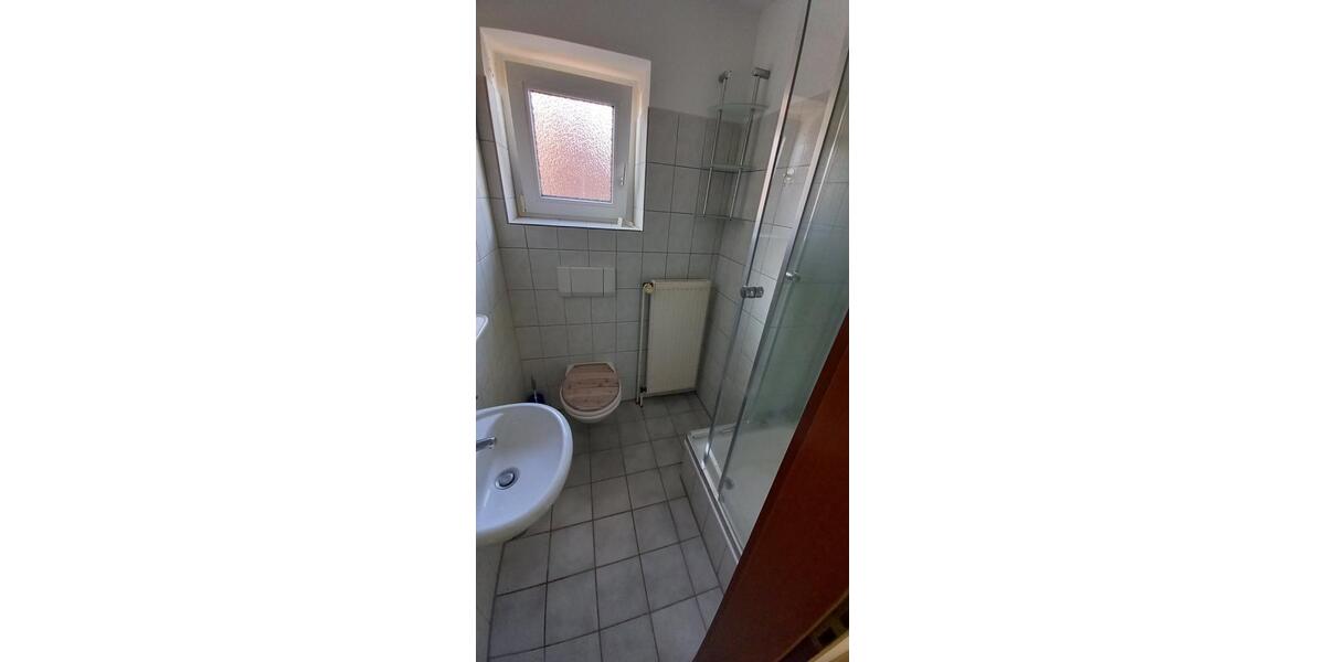 Etagenwohnung Lehrte - 5 Zimmer, 105 m&sup2;, 890&euro; | Angebot:21434317