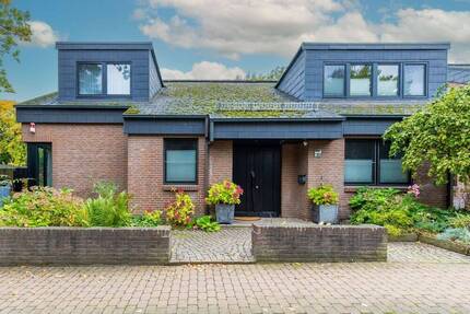 Haus Langenhagen / Godshorn Godshorn - 4 Zimmer, 225 m&sup2;, 820.000&euro; | Angebot:25671325