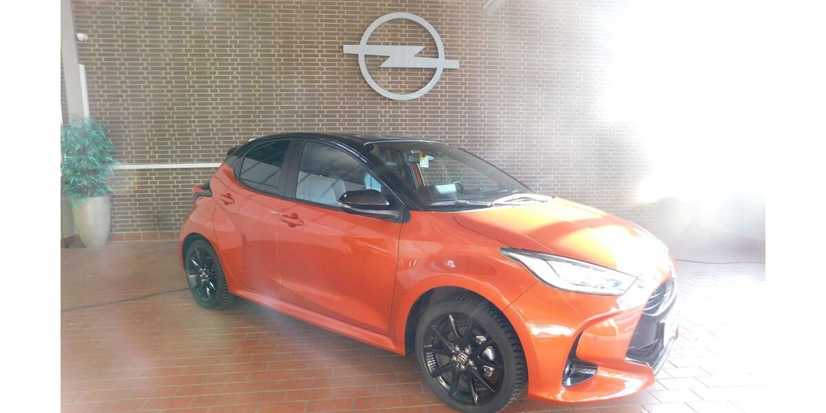 Toyota Yaris 10.272 km 21.850 &euro; Garbsen 30823