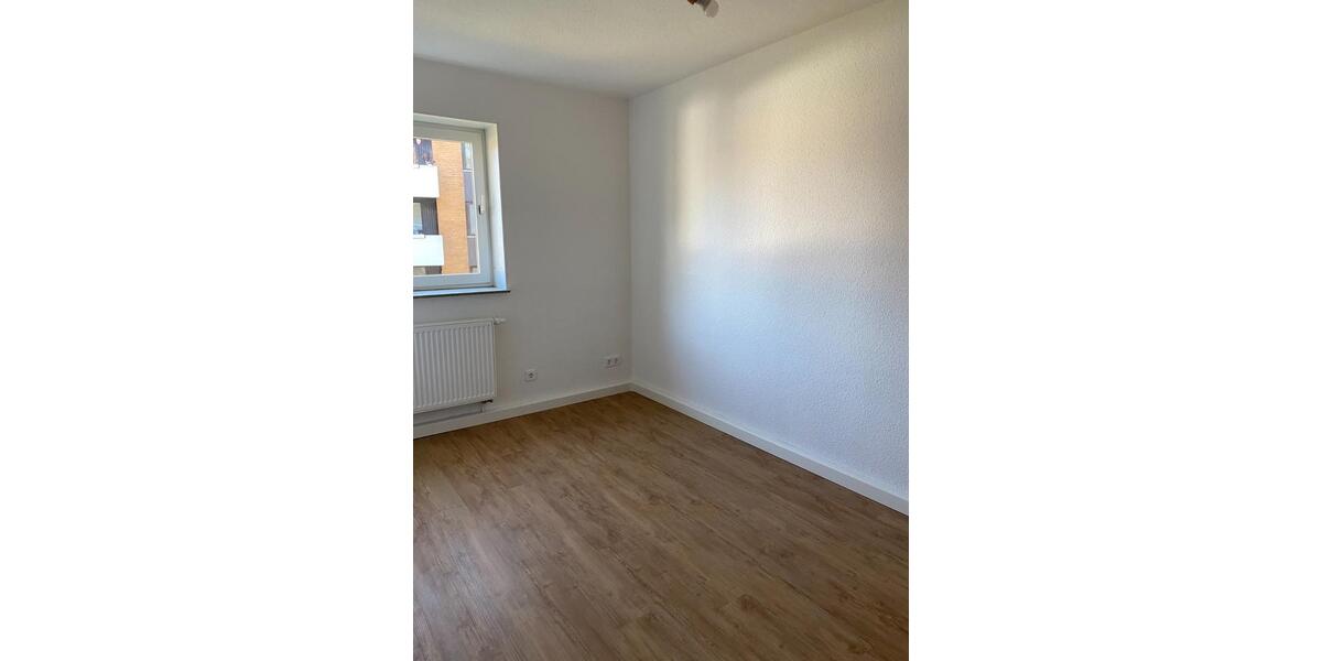 Etagenwohnung Hannover Vahrenwald-List - 3 Zimmer, 63 m&sup2;, 1.075&euro; | Angebot:25293078