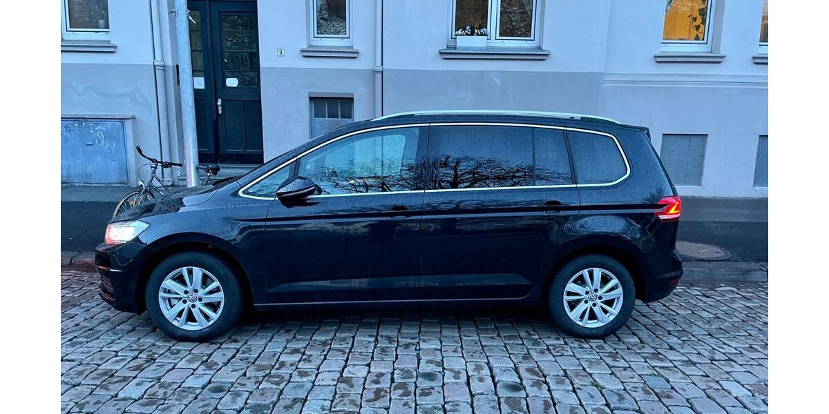 VW Touran 43.500 km 24.250 &euro; Hannover 30163