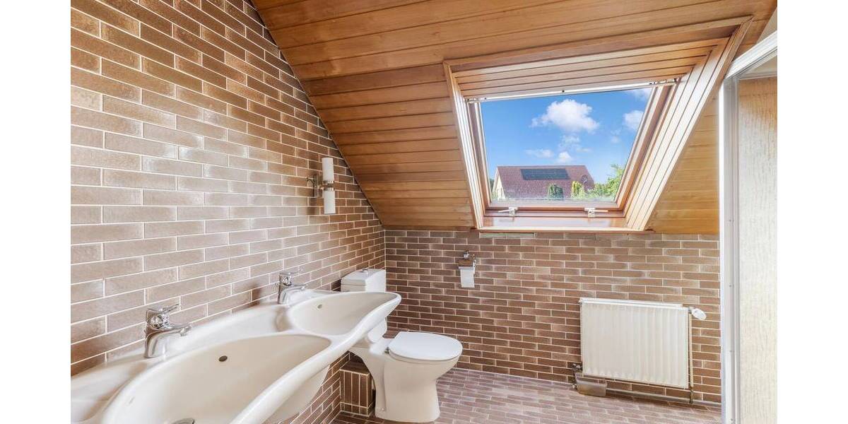 Einfamilienhaus Isernhagen Isernhagen N.B. - 8 Zimmer, 202 m&sup2;, 680.000&euro; | Angebot:25927613