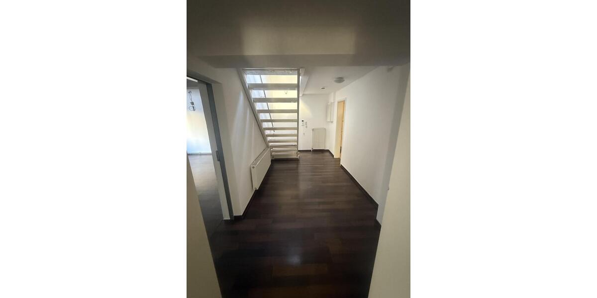 Einfamilienhaus Hannover Buchholz-Kleefeld - 4 Zimmer, 180 m&sup2;, 1.800&euro; | Angebot:25317180