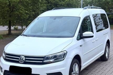 VW Caddy Maxi 325.383 km 9.890 &euro; Neustadt 31535